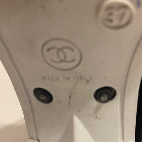 Chanel Black & White Quilted Rubber Boot Size 37 - Picture 12 of 12